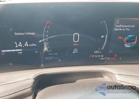 2024 Cadillac Xt4 Premium Luxury z USA, uszkodzony, nr VIN 1GYFZDR47RF151502